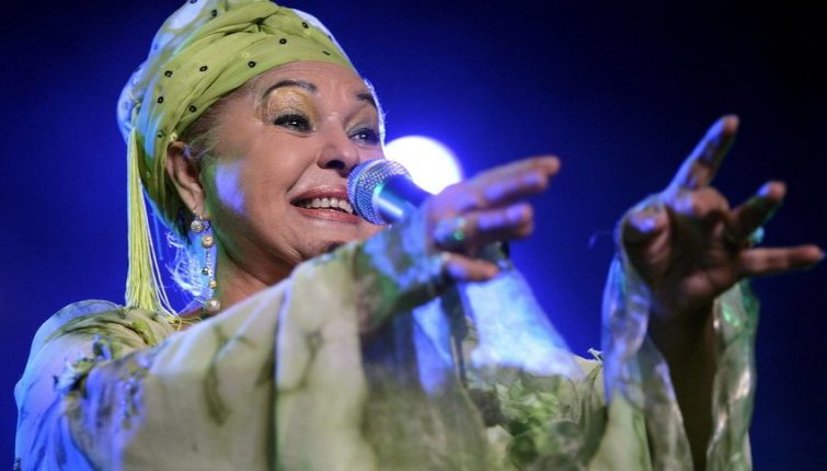 U Makedoniji preminula kraljica romske muzike Esma Redžepova
