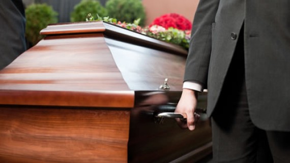 CRNOHUMORNA PRIČA: Ocu spremio sahranu, a našao ga živog u bolnici
