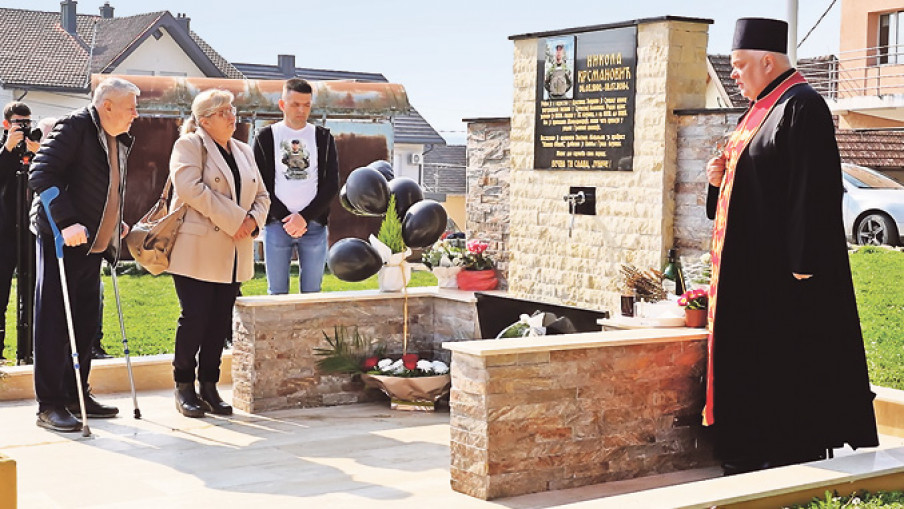 Česma za sećanje na policajca Nikolu Krsmanovića